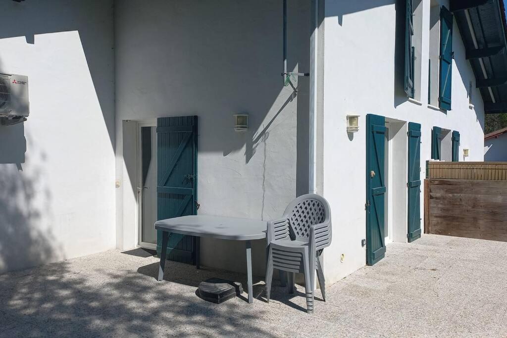Appartement 70 M2 - Terrasse Et Jardin Privatifs Mouguerre المظهر الخارجي الصورة
